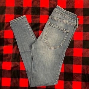 Hollister High-Rise Jean Legging